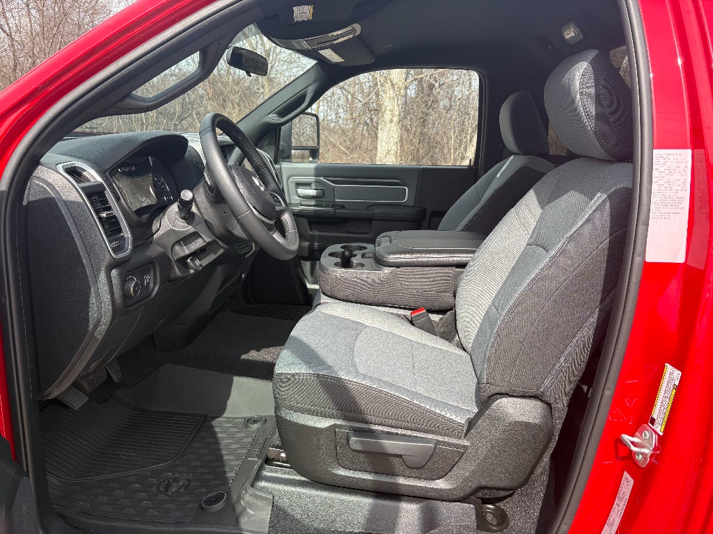 2023 RAM 5500 Chassis w/ Century 10S Carrier