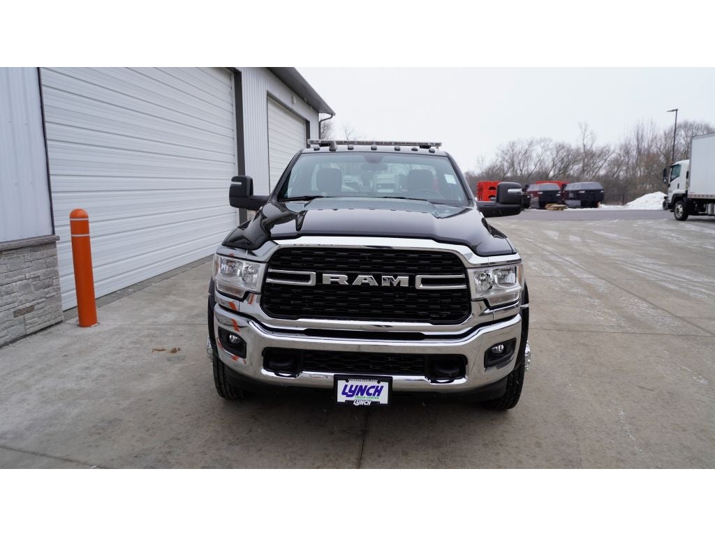 2024 RAM 5500 Chassis w/ Century 10S Carrier