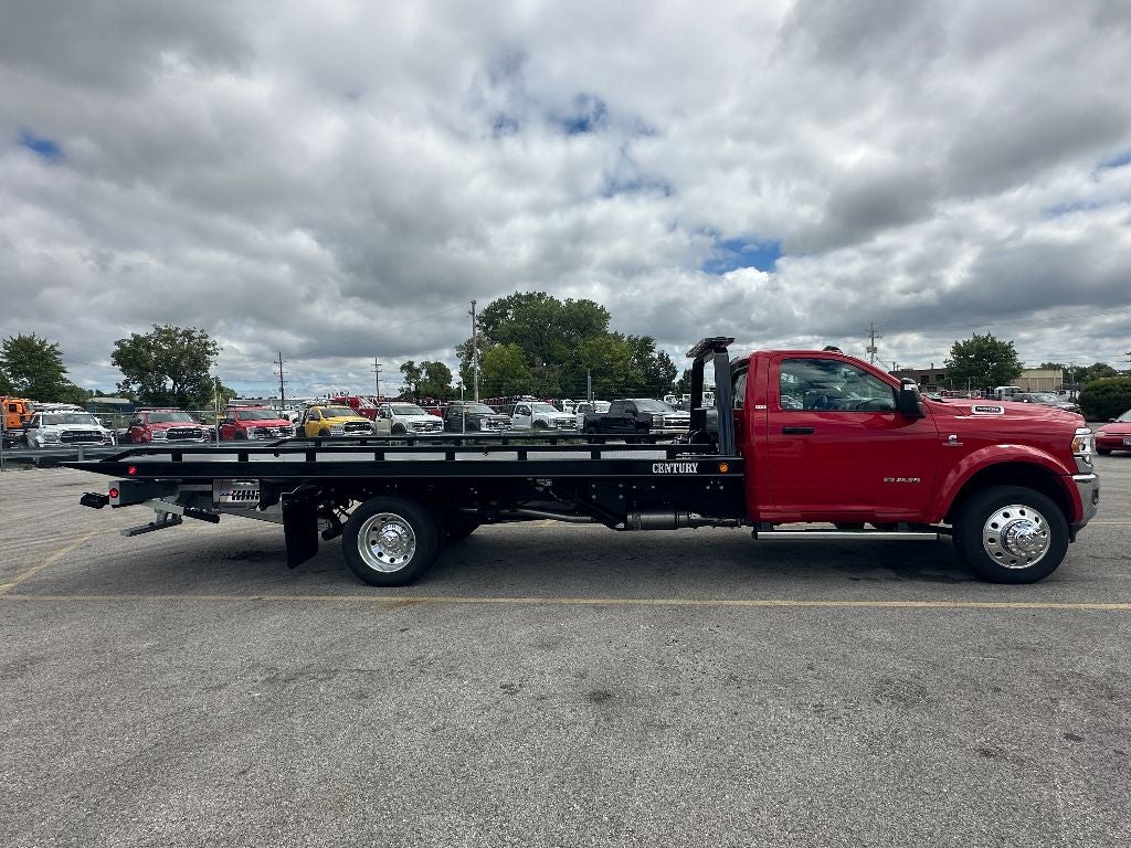 2024 RAM 5500 Chassis SLT WITH A CENTURY 19.5' STEEL CARRIER