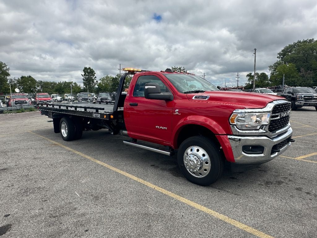 2024 RAM 5500 Chassis SLT WITH A CENTURY 19.5' STEEL CARRIER