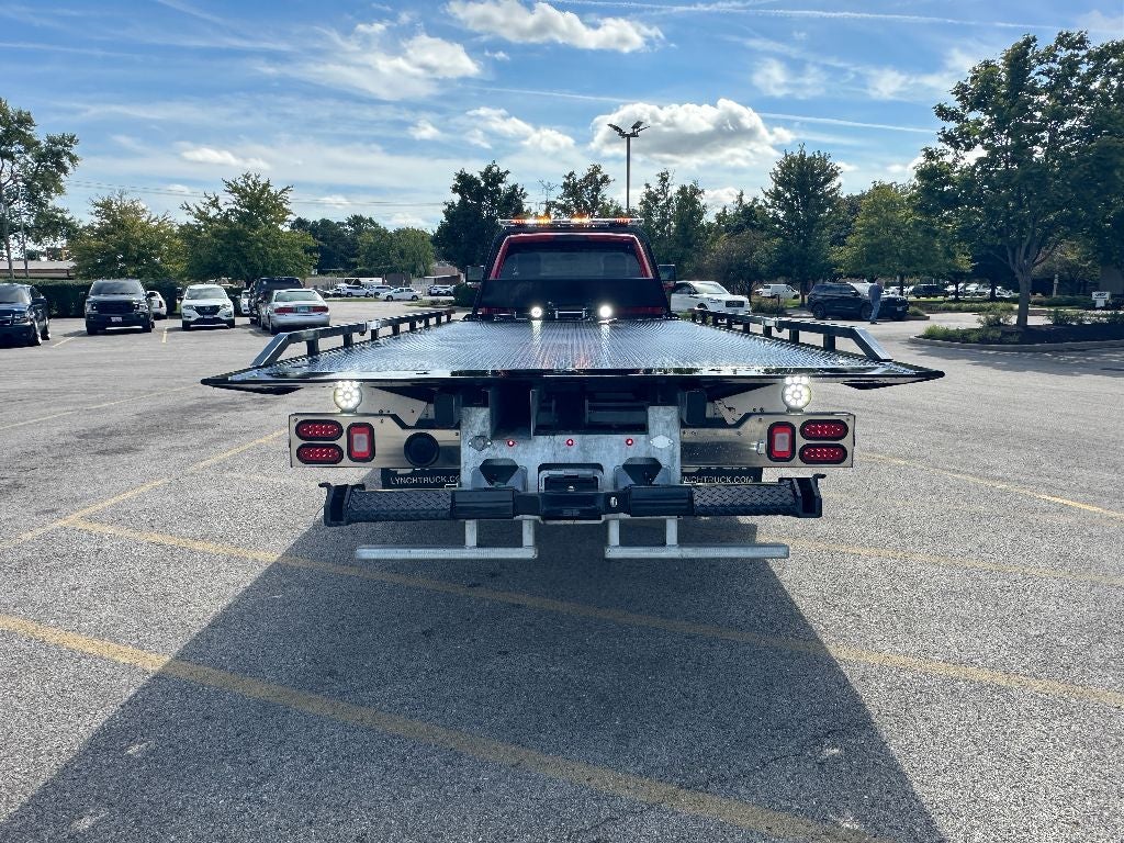 2024 RAM 5500 Chassis SLT WITH A CENTURY 19.5' STEEL CARRIER