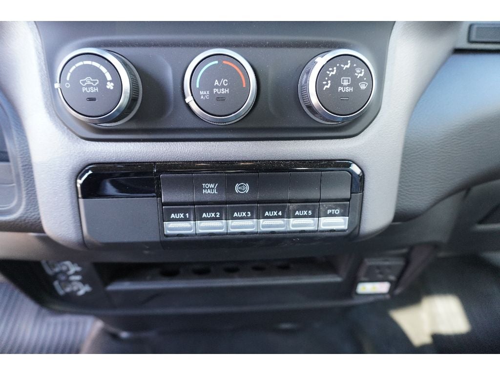 2024 RAM 5500 Chassis w/ Century 10S Carrier