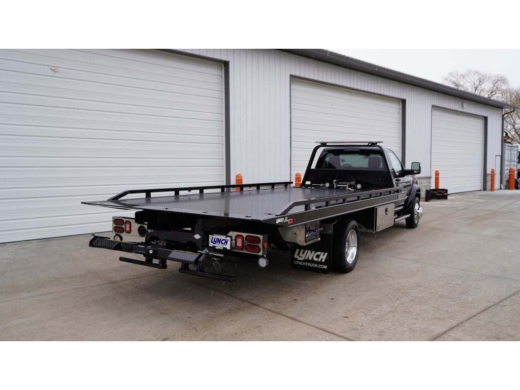 2024 RAM 5500 Chassis w/ Century 10S Carrier
