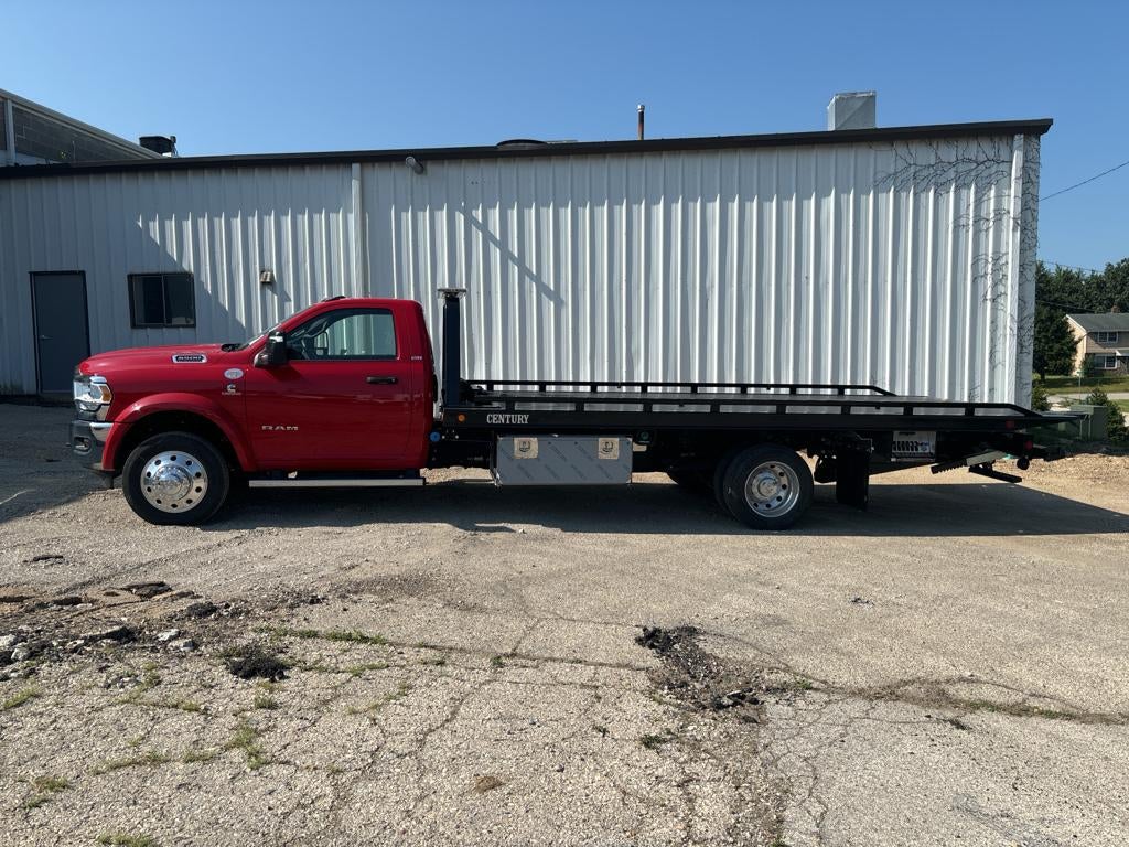 2024 RAM 5500 Chassis w/ Century 10S Carrier