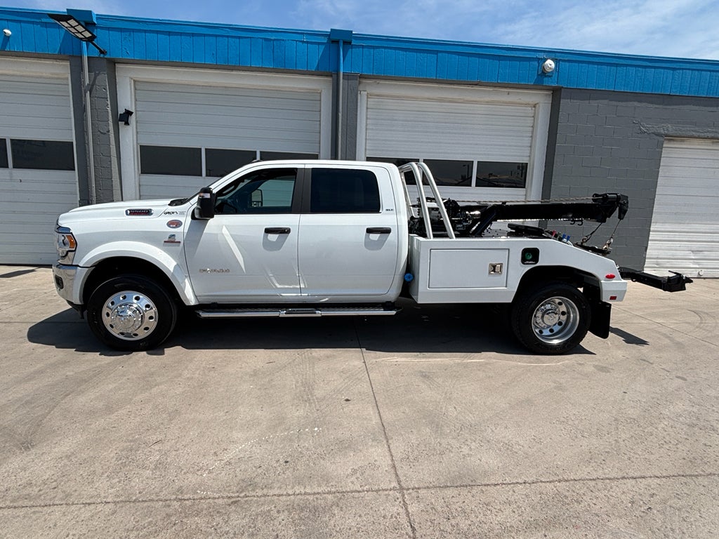 2024 RAM 5500 Chassis w/ Vulcan 894 Wrecker