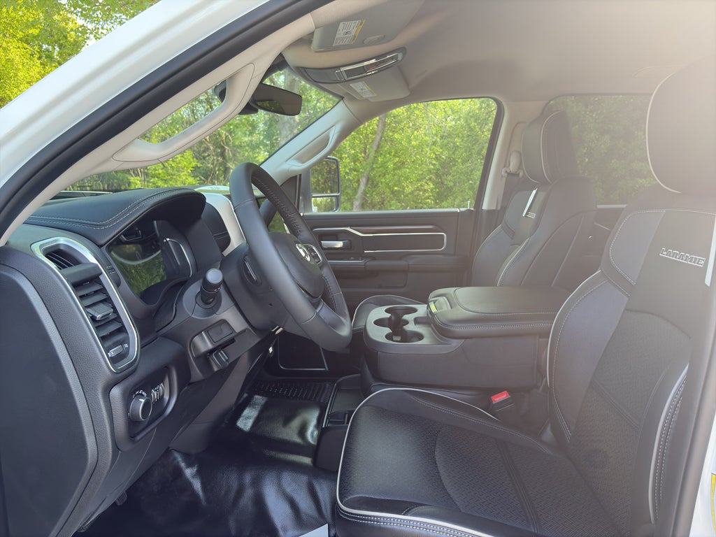 2023 RAM 5500 Chassis w/ Vulcan 894 Wrecker