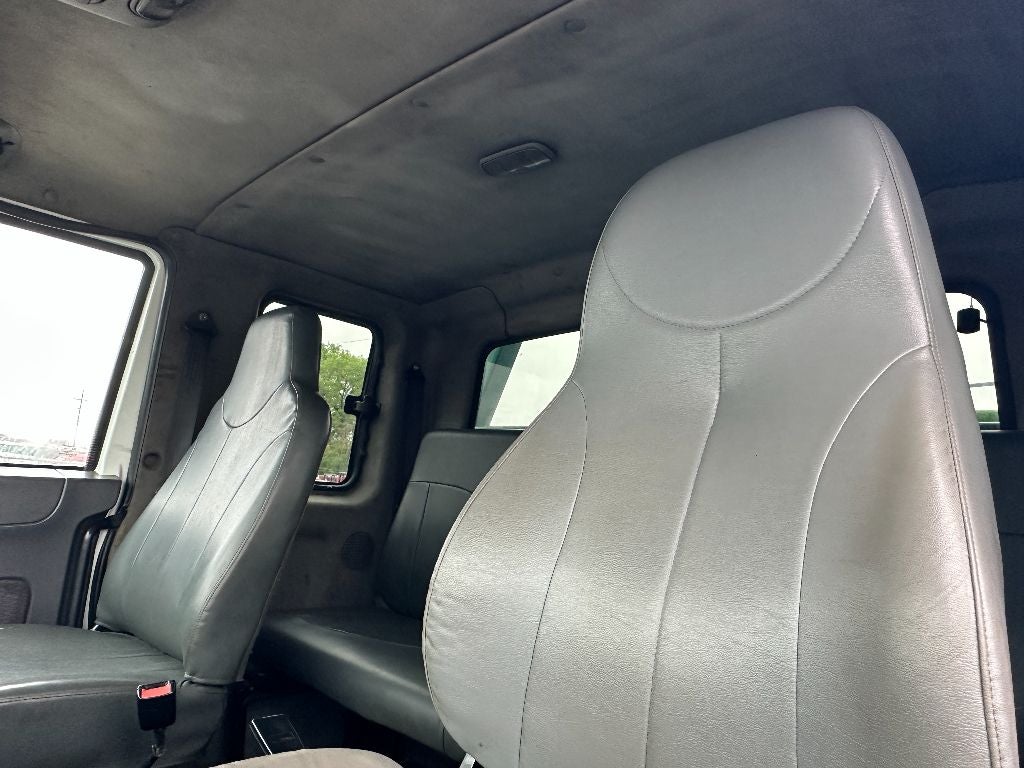 2012 International 4300 MA025 WITH A CENTURY 21' GALV STEEL