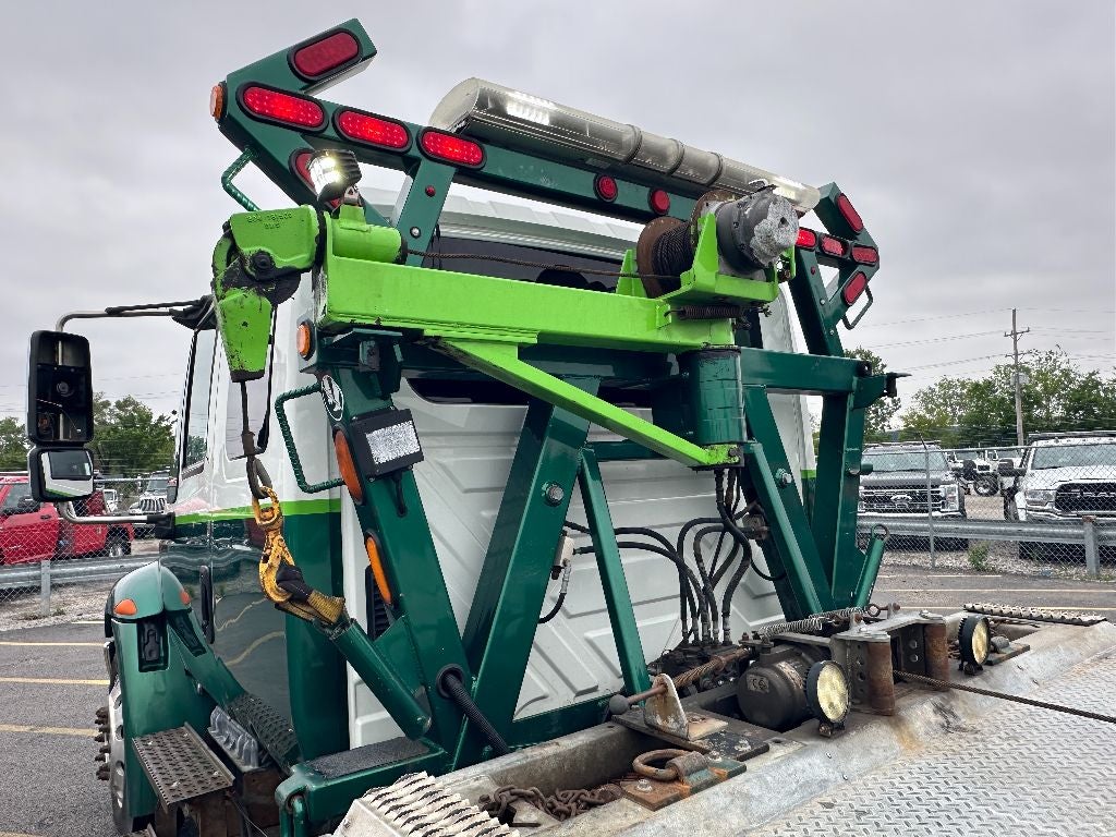 2012 International 4300 MA025 WITH A CENTURY 21' GALV STEEL