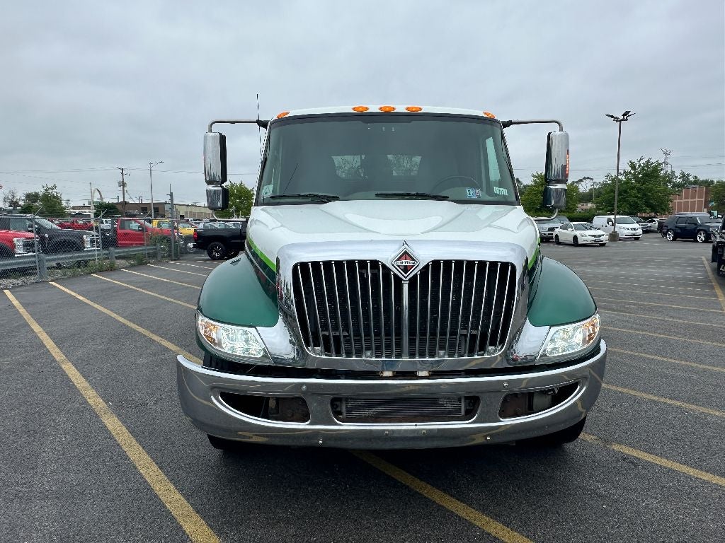2012 International 4300 MA025 WITH A CENTURY 21' GALV STEEL