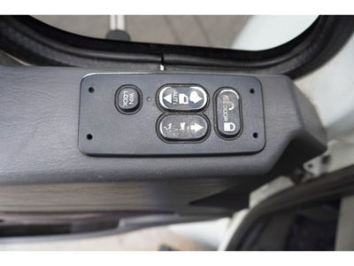 2016 International 4300 MA025 WITH A CENTURY 21.5' STEEL CARRIER