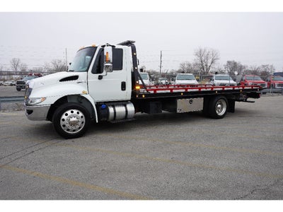 2016 International 4300 MA025 WITH A CENTURY 21.5' STEEL CARRIER