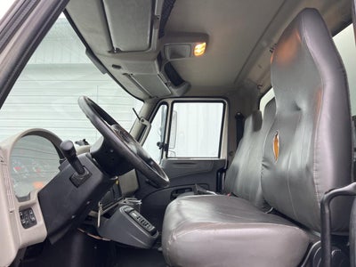 2015 International 4300 MA025 26' Van Body