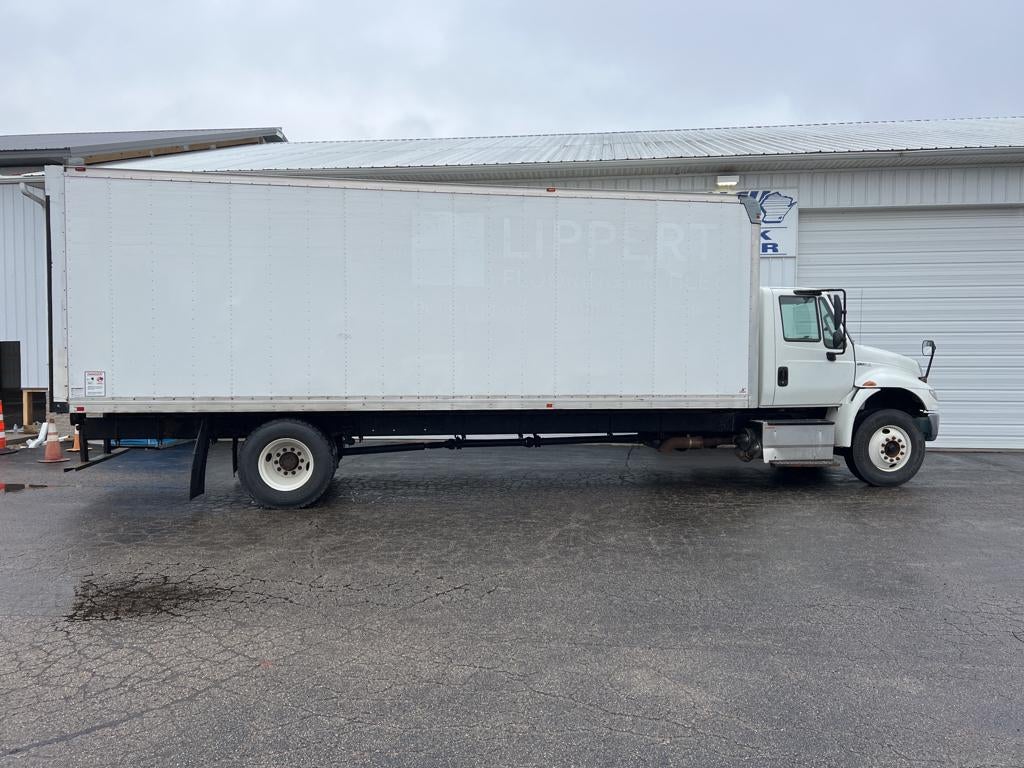 2015 International 4300 MA025 26' Van Body