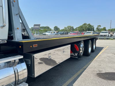 2025 International HX CENTURY 28.5' WOOD INDUSTRIAL