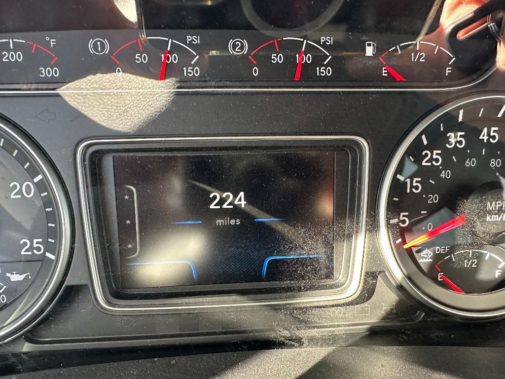 2025 International HX CENTURY 28' WOOD INDUSTRIAL