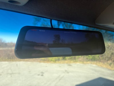 2025 Isuzu NPR-HD 16' Morgan Van Body