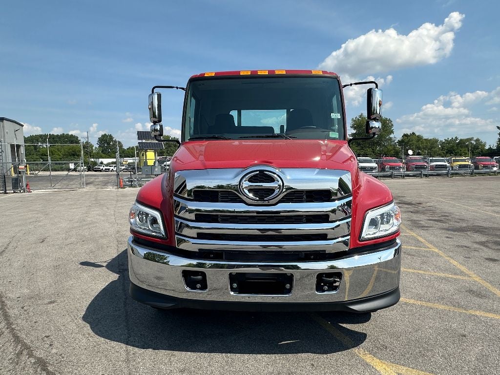 2025 Hino L6 WITH A CENTURY 21.5' STEEL CARRIER