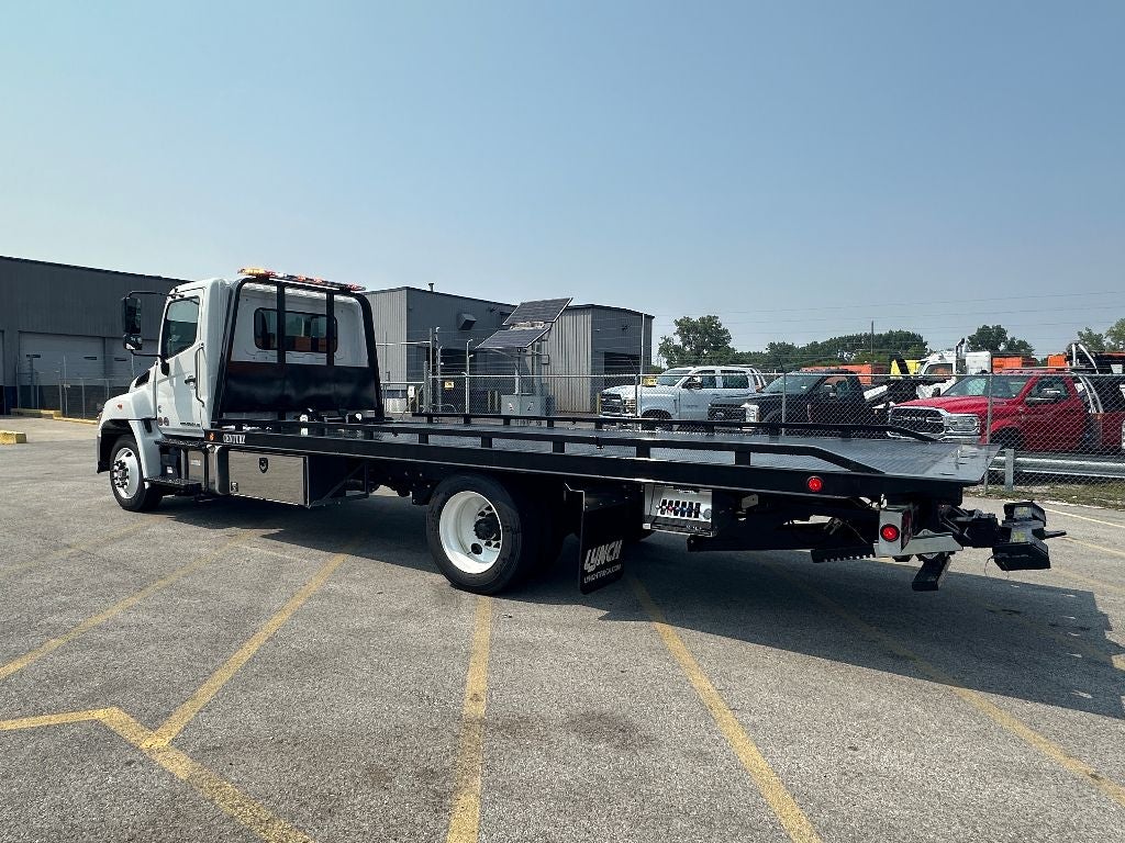 2025 Hino L6 WITH A CENTURY 21.5' STEEL CARRIER