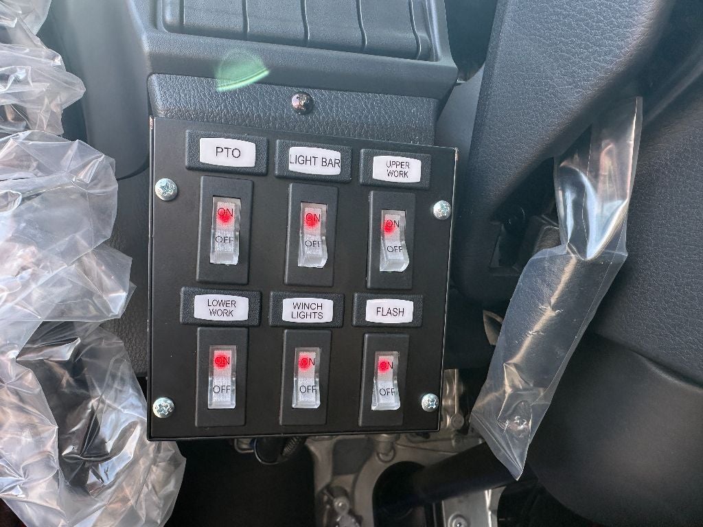 2025 Hino L6 WITH A CENTURY 21.5' STEEL CARRIER