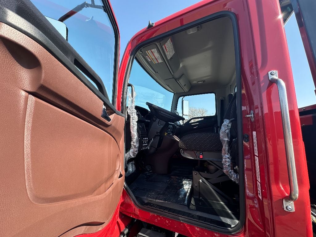 2025 Hino L6 CENTURY 21.5' STEEL CARRIER