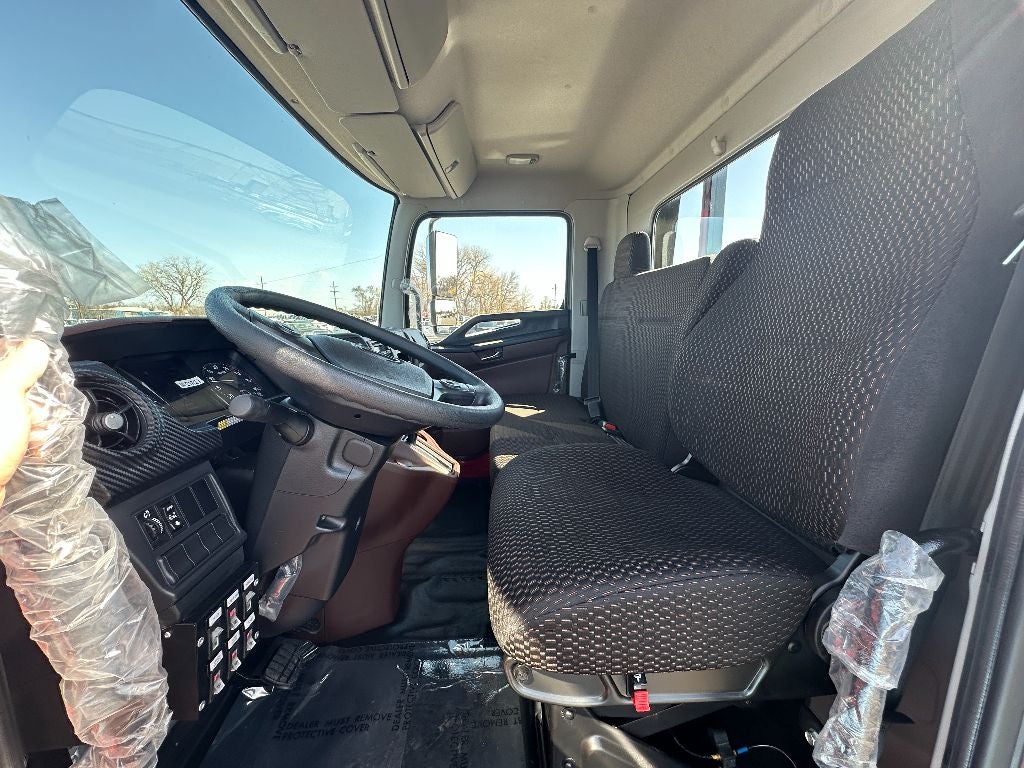 2025 Hino L6 CENTURY 21.5' STEEL CARRIER