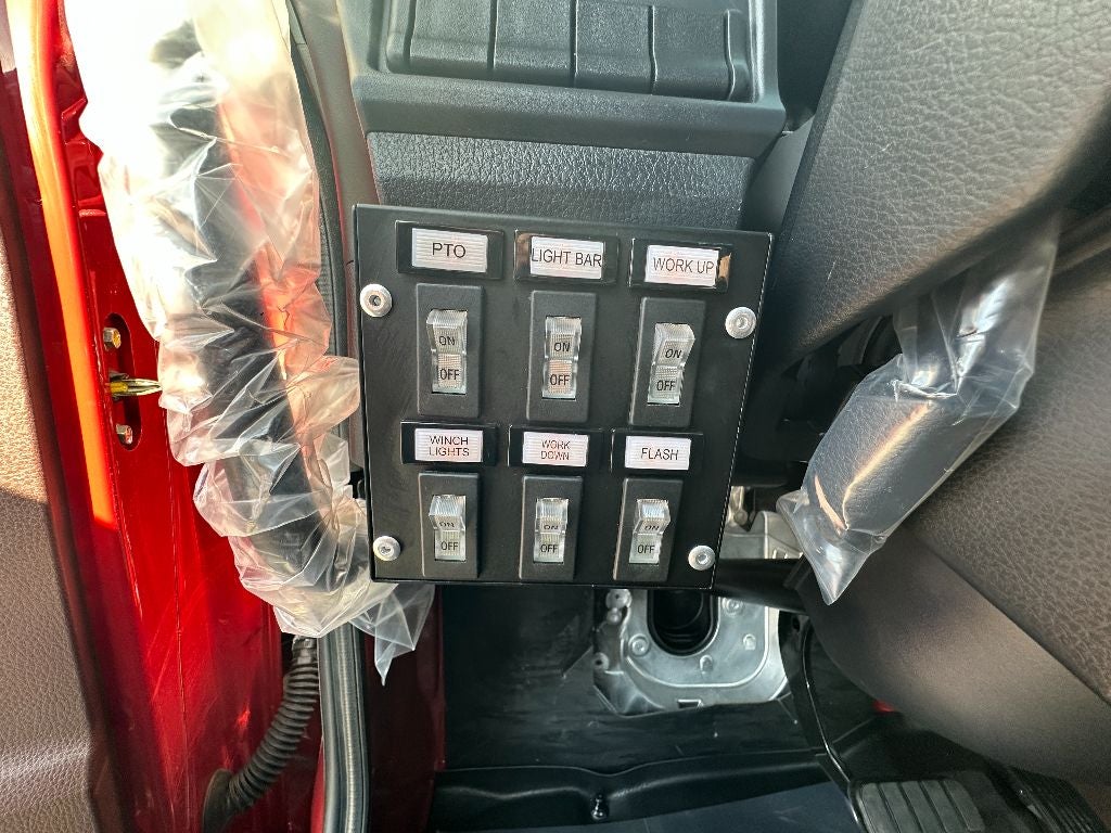 2025 Hino L6 CENTURY 21.5' STEEL CARRIER