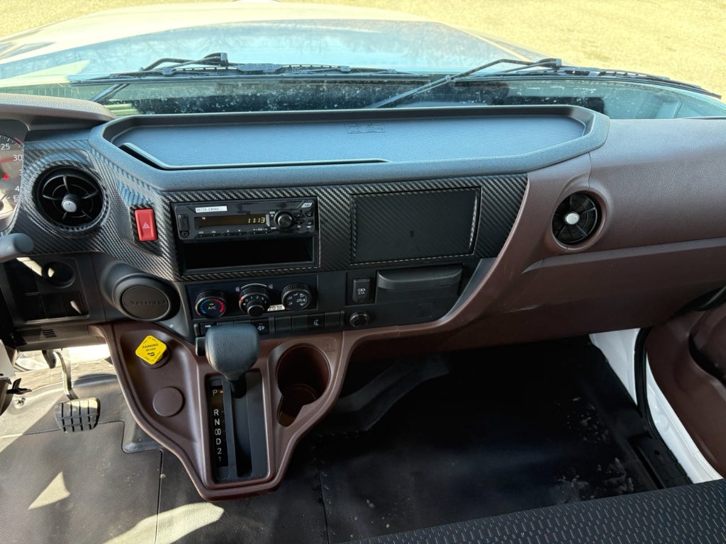 2026 Hino L6 26' ITD Van Body