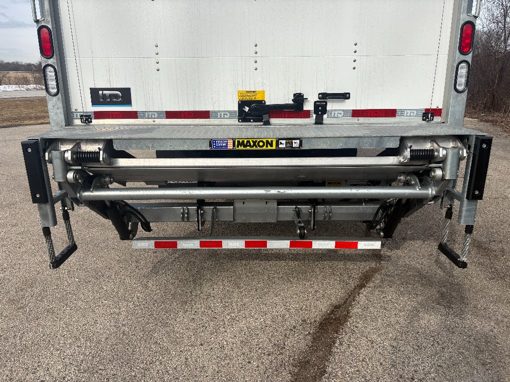 2026 Hino L6 26' ITD Van Body