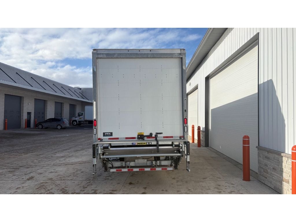 2026 Hino L6 26' ITD Van Body