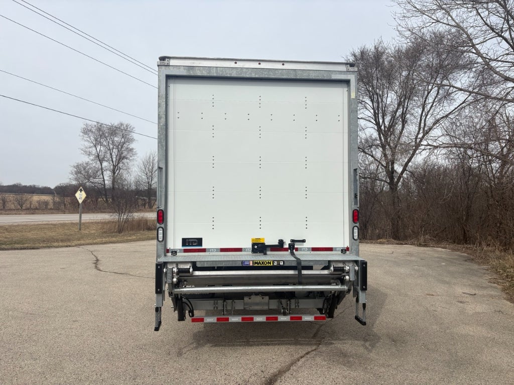 2026 Hino L6 26' ITD Van Body