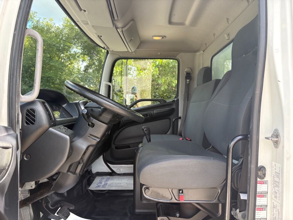 2018 Hino 268A 24' US Truck Van Body