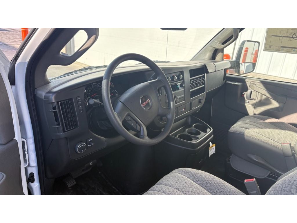2025 GMC Savana 3500 17' Bay Bridge Van Body
