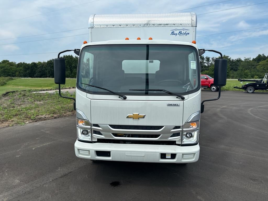 2024 Chevrolet 5500XD 20' Bay Bridge Van Body
