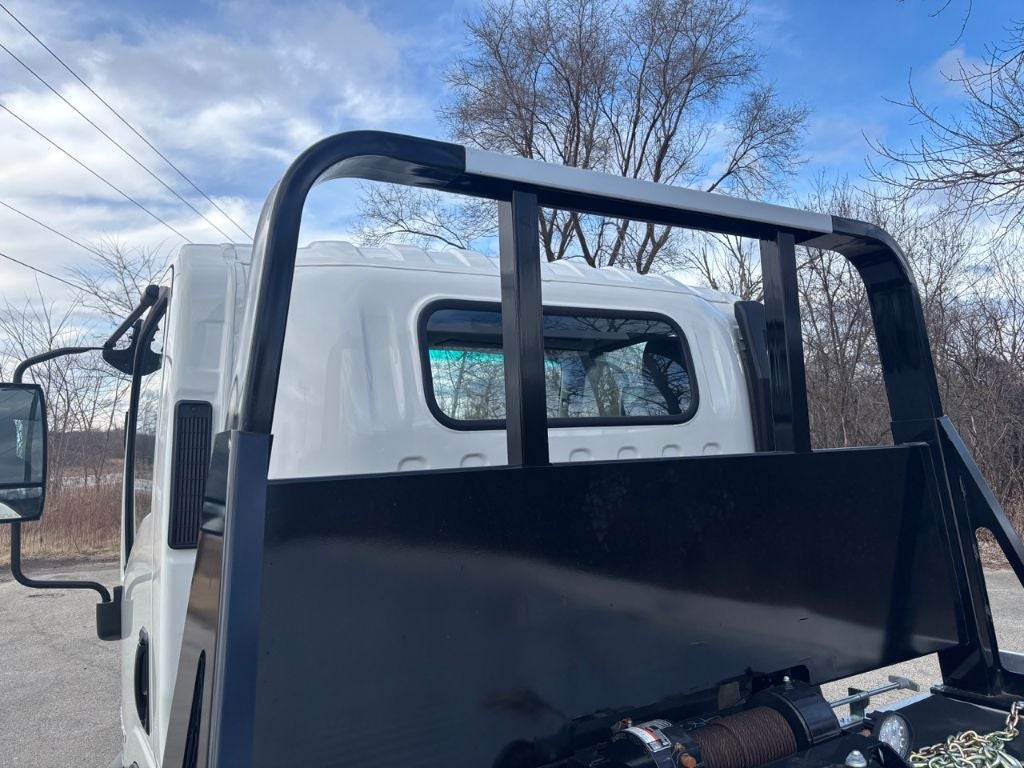 2023 Chevrolet 5500XD w/ Century 10S Carrier